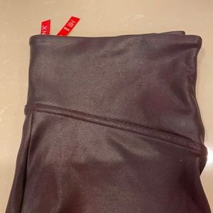 NWOT Spanx faux leather leggings size M